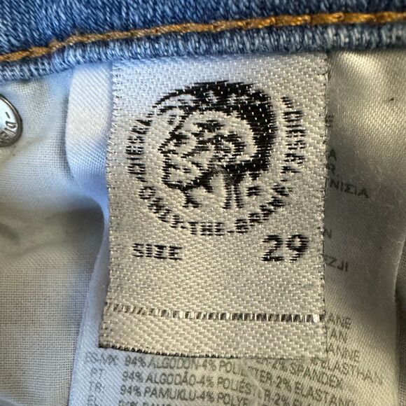 Diesel D-Jevel Women’s Blue Low Rise Denim Jeans Size 29 X 30 Designer Luxury - Picture 9 of 10